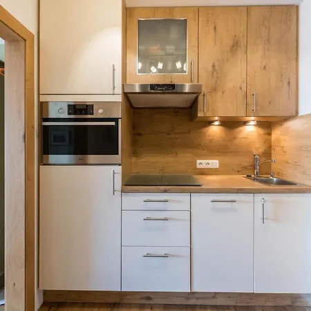 Haus Kreidl - Top 37 Apartment Konigsleiten